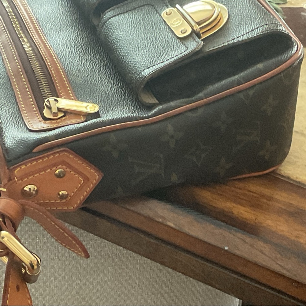 Louis Vuitton Hudson GM - Picture 10 of 15